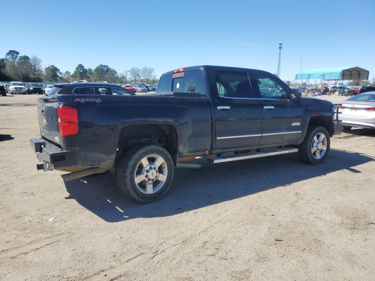 2016 CHEVROLET SILVERADO - Фото 3