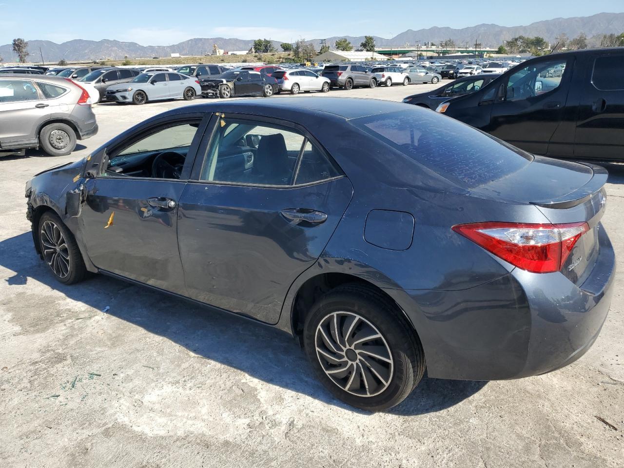 2015 TOYOTA COROLLA L - Фото 2