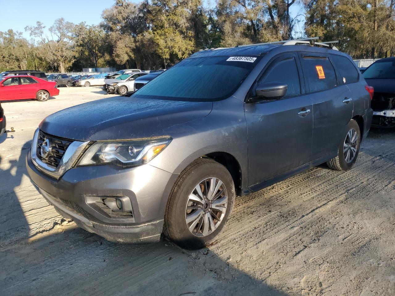 2017 NISSAN PATHFINDER