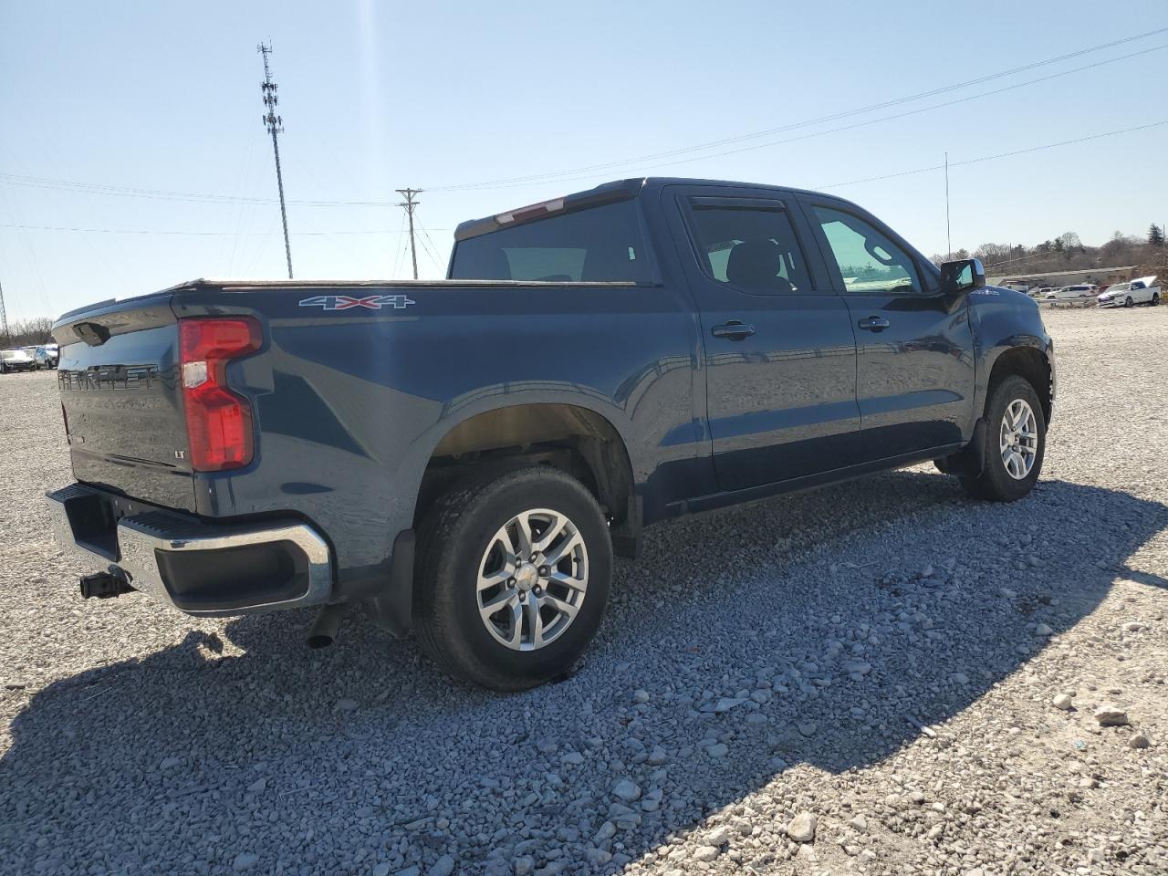 2021 CHEVROLET SILVERADO - Фото 3