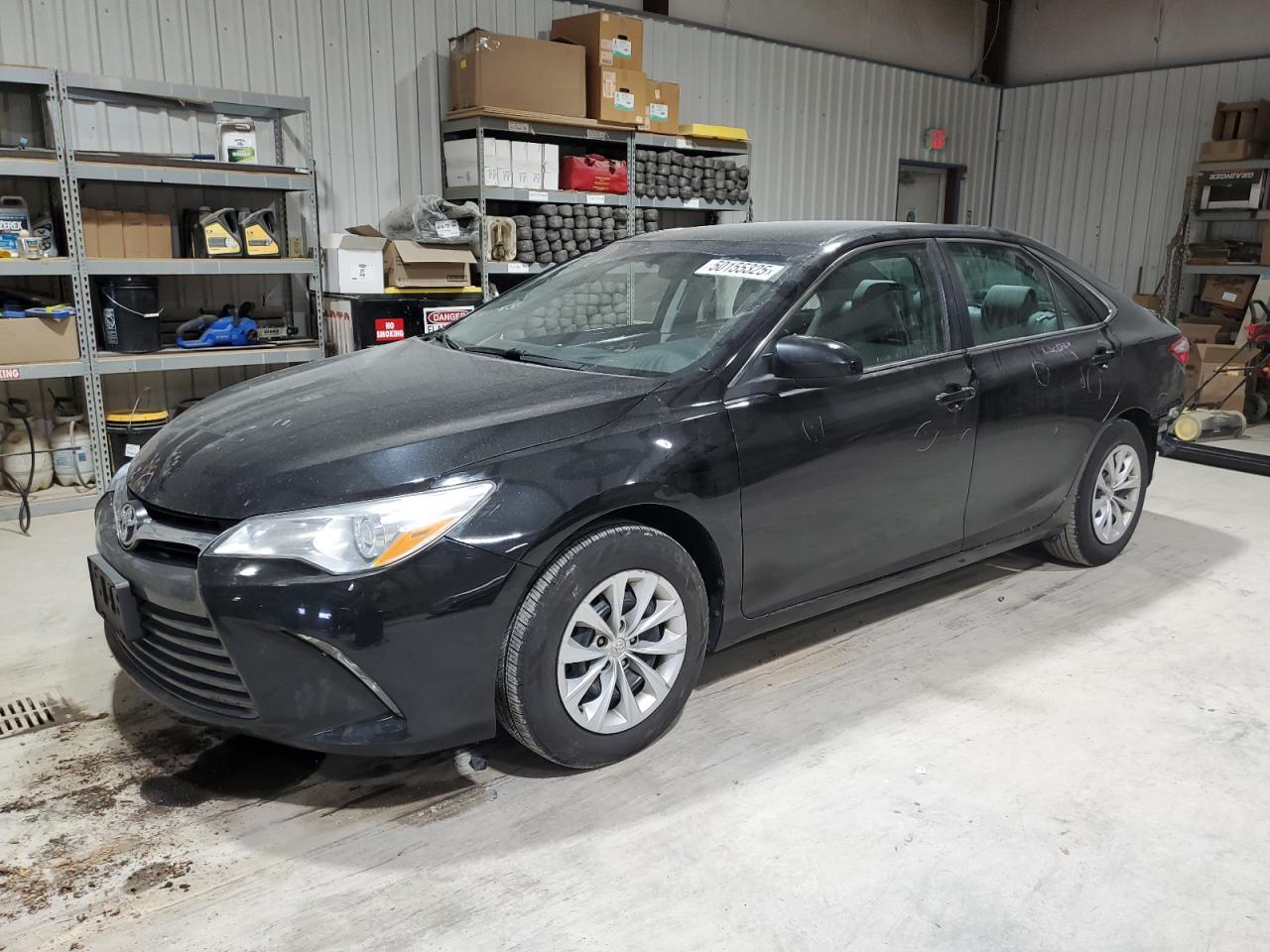2015 TOYOTA CAMRY LE