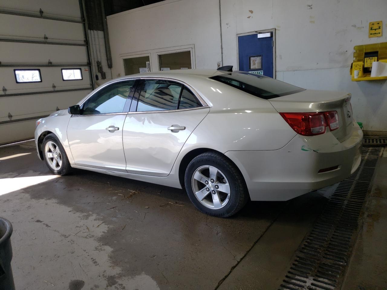 2015 CHEVROLET MALIBU LS - Фото 2