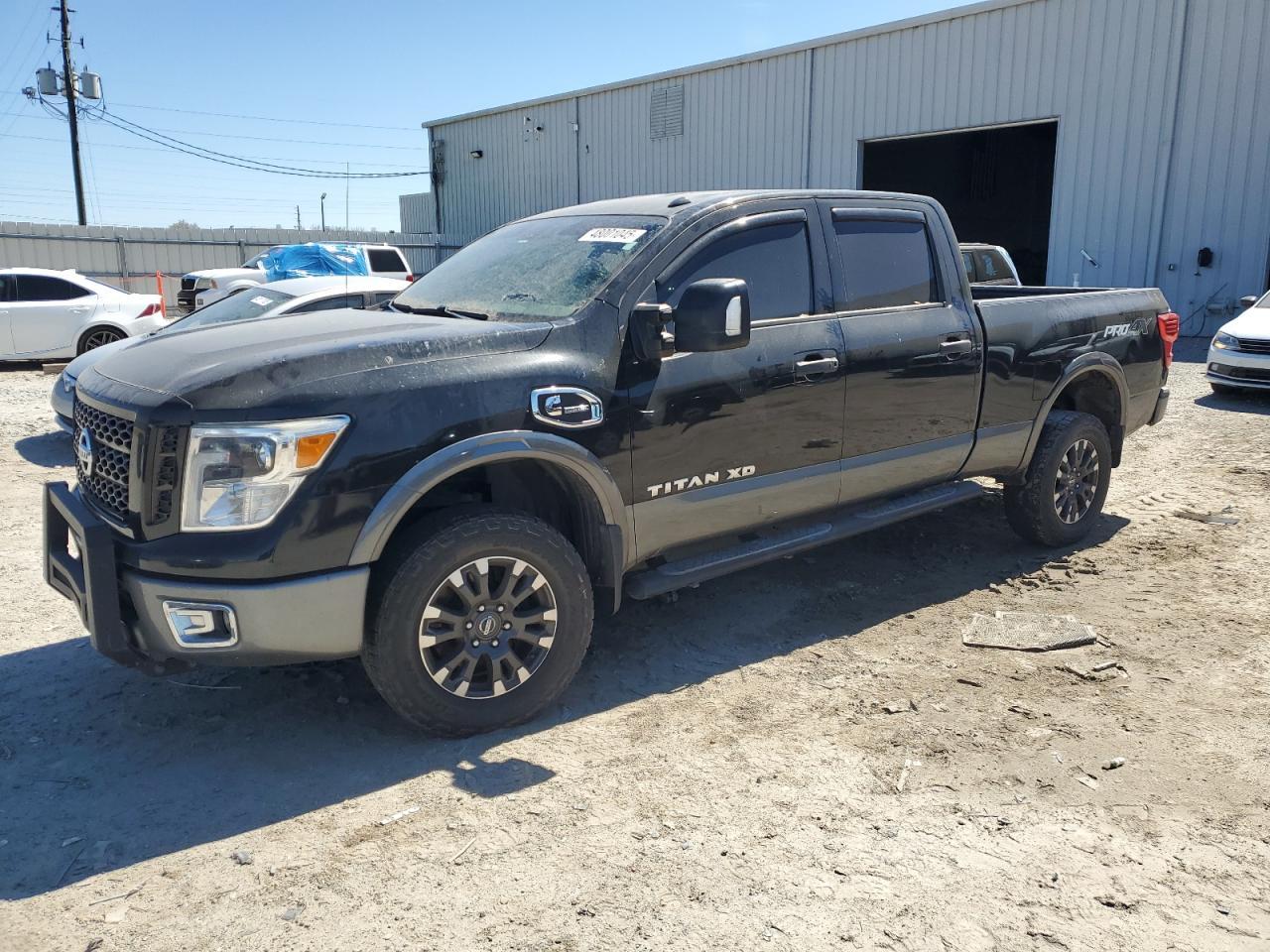 2017 NISSAN TITAN XD S