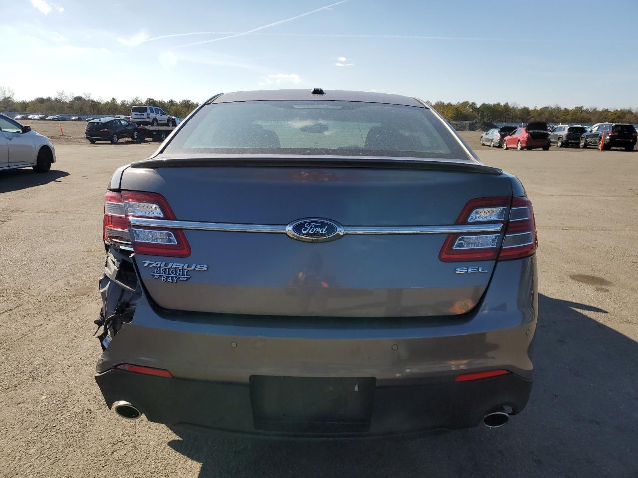 2014 FORD TAURUS SEL - Фото 6