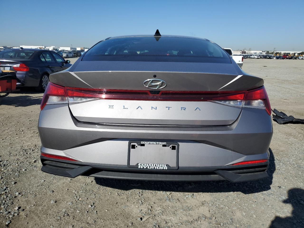 2023 HYUNDAI ELANTRA SE - Image 6