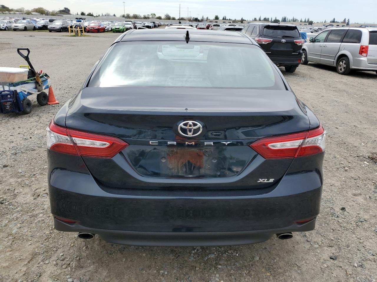 2018 TOYOTA CAMRY XSE - Image 6