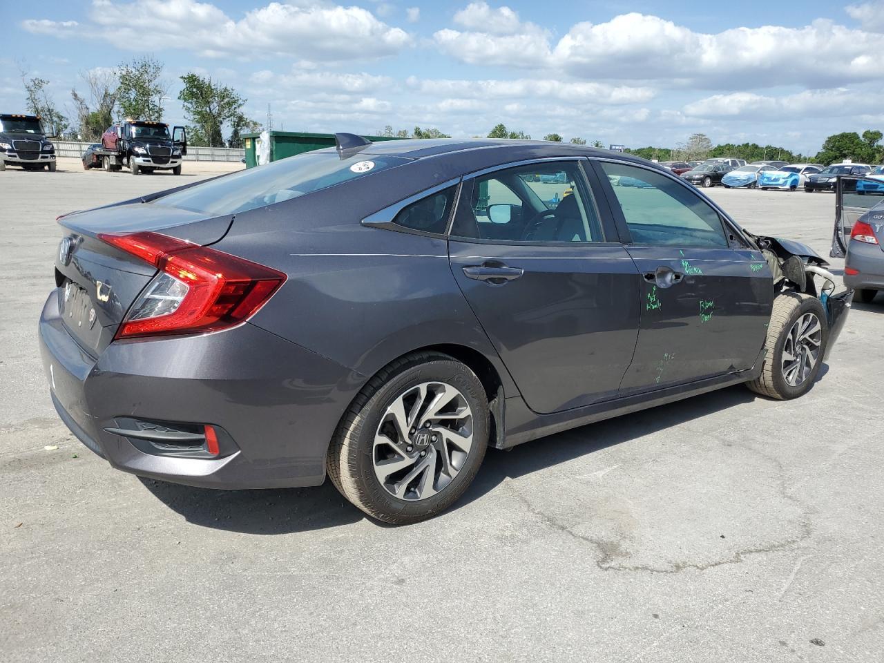 2018 HONDA CIVIC EX - Фото 3
