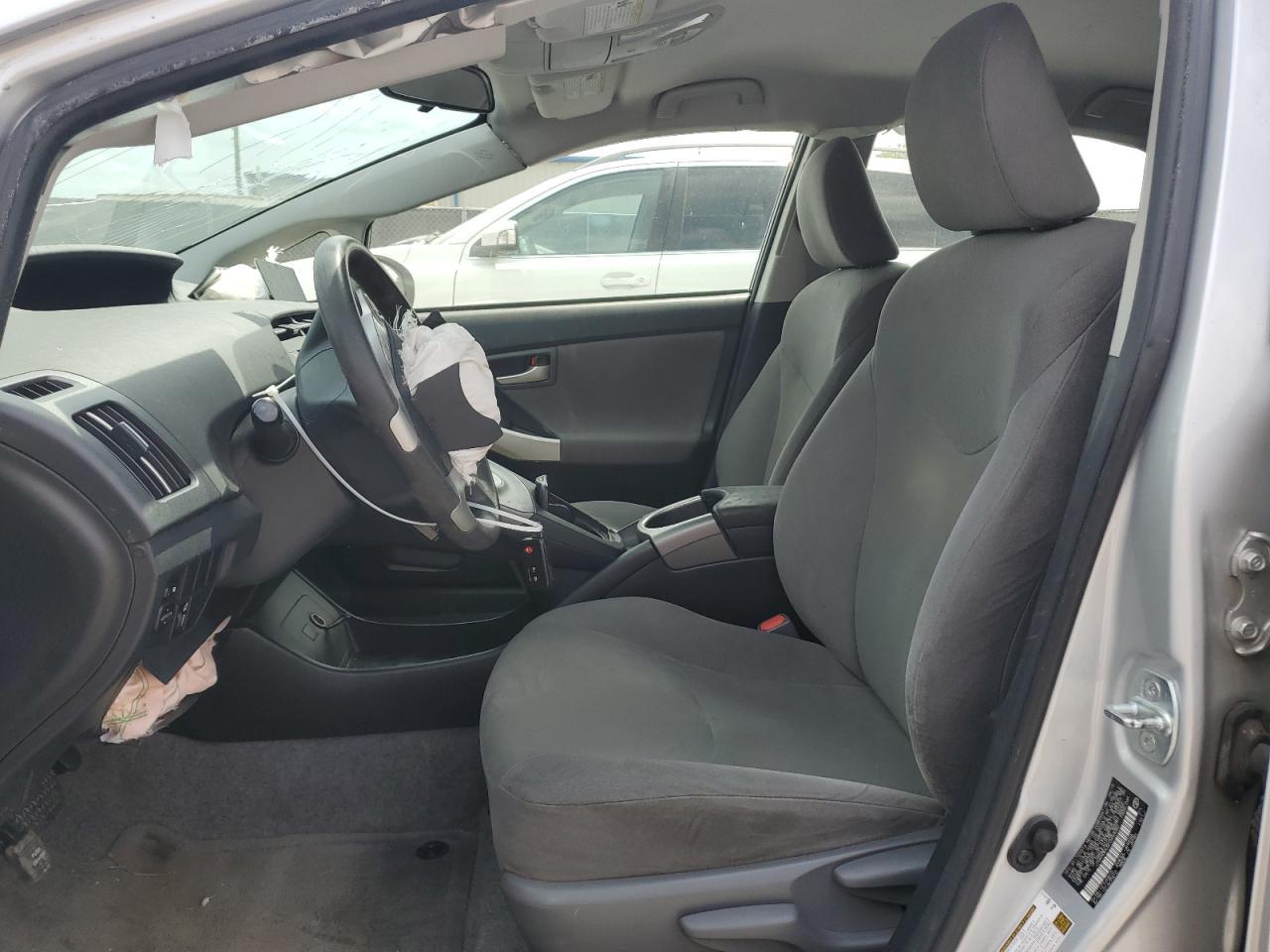 2015 TOYOTA PRIUS - Фото 7