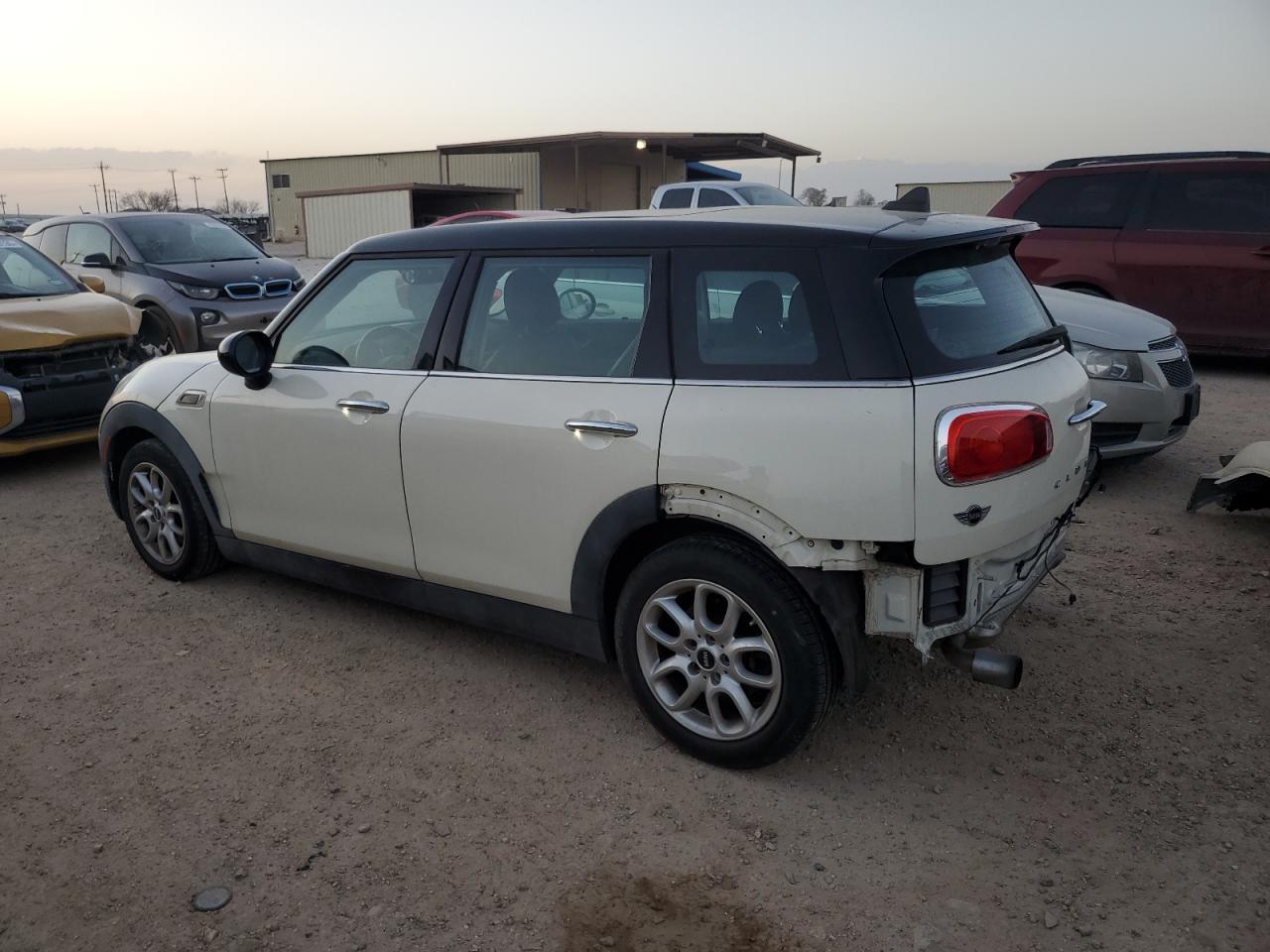 2016 MINI COOPER CLU - Фото 2