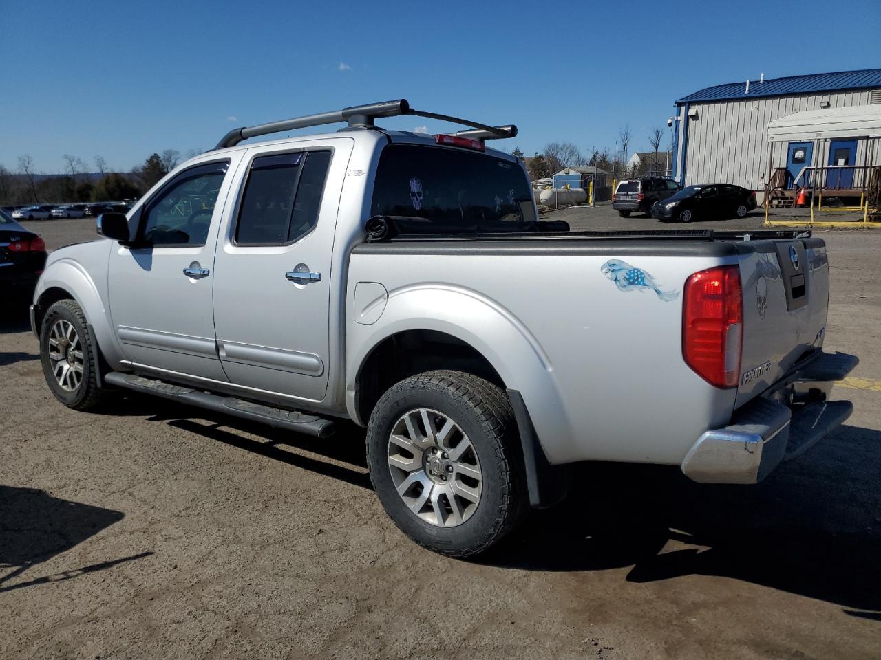 2012 NISSAN FRONTIER S - Фото 2