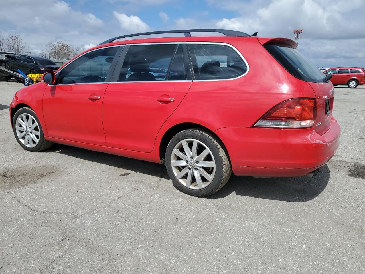 2013 VOLKSWAGEN JETTA TDI - Image 2