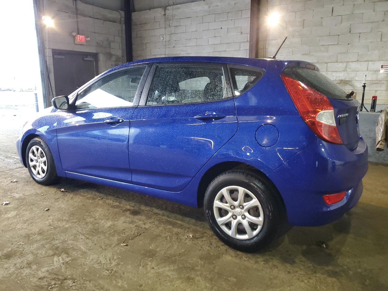 2012 HYUNDAI ACCENT GLS - Image 2