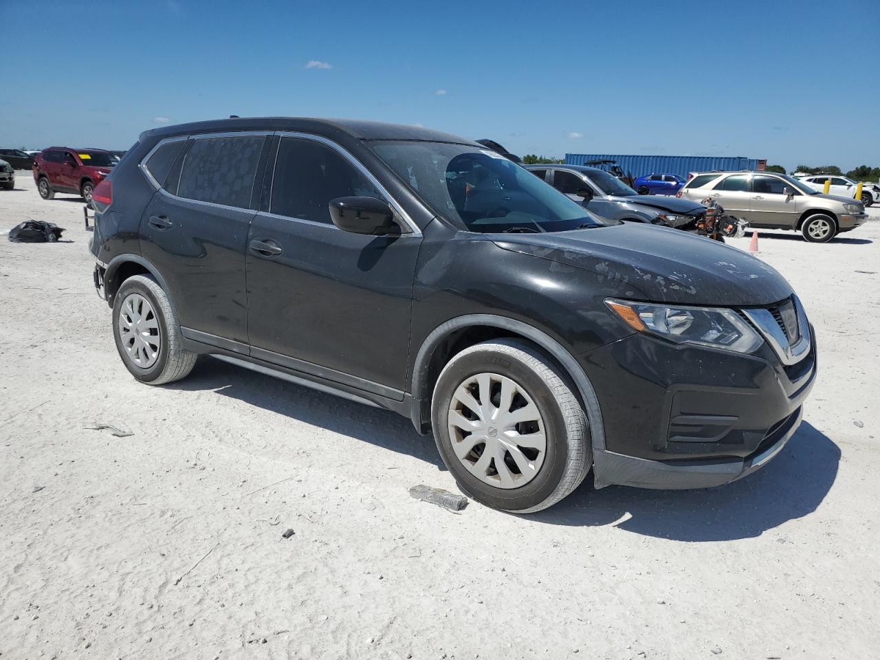 2017 NISSAN ROGUE S - Image 4