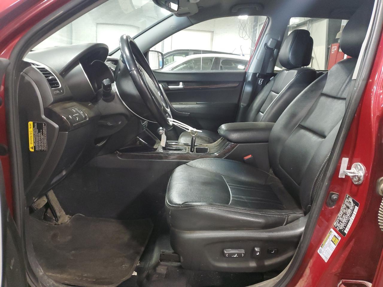 2014 KIA SORENTO LX - Image 7