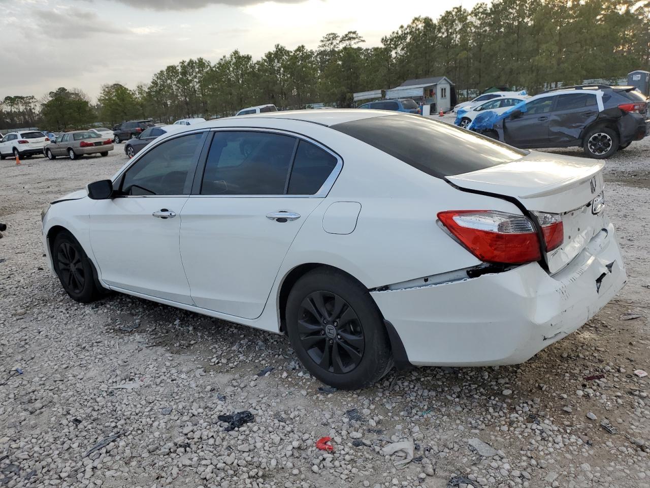 2014 HONDA ACCORD LX - Фото 2