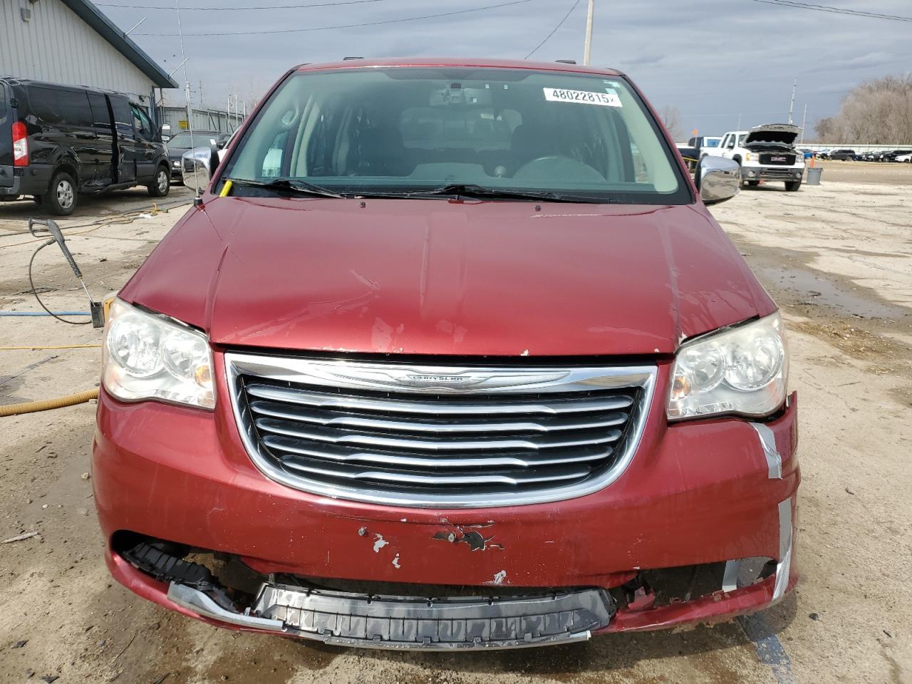 2014 CHRYSLER TOWN & COU - Фото 5