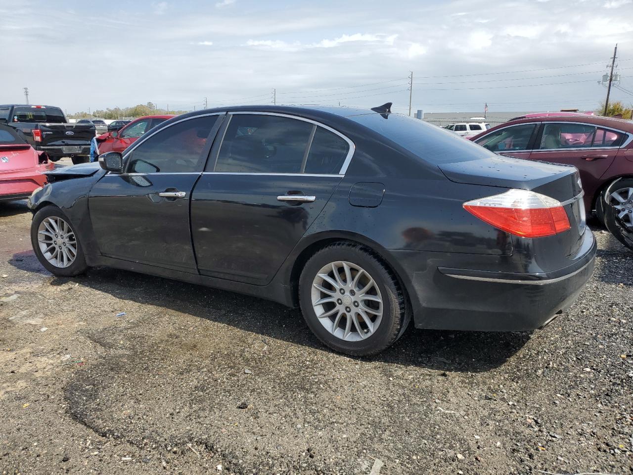 2011 HYUNDAI GENESIS 3. - Фото 2
