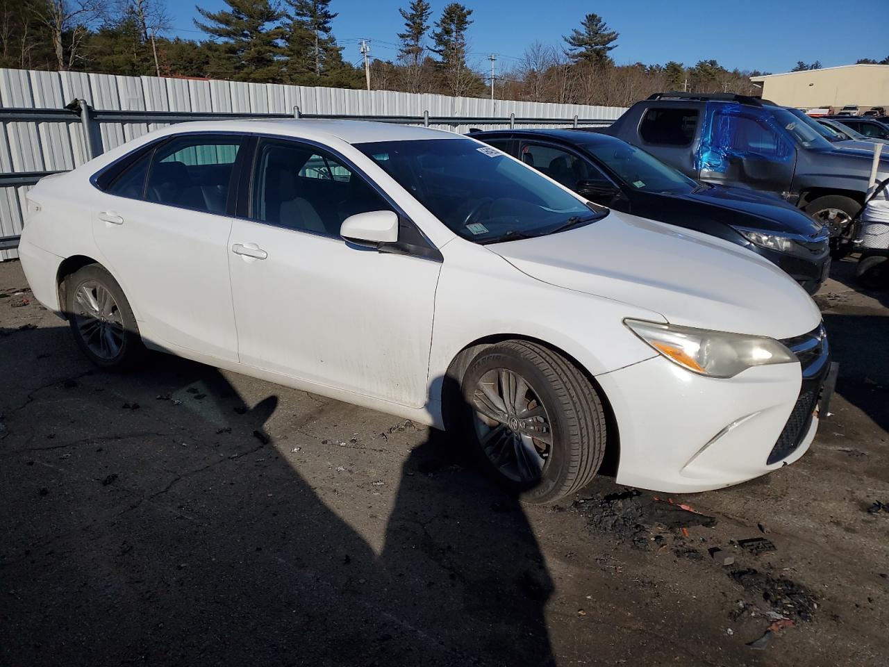 2016 TOYOTA CAMRY LE - Фото 4