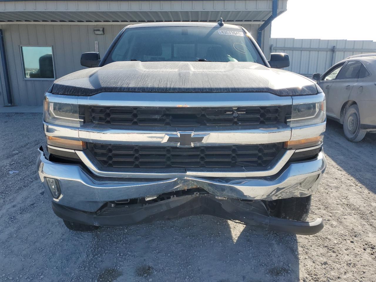 2018 CHEVROLET SILVERADO - Image 5