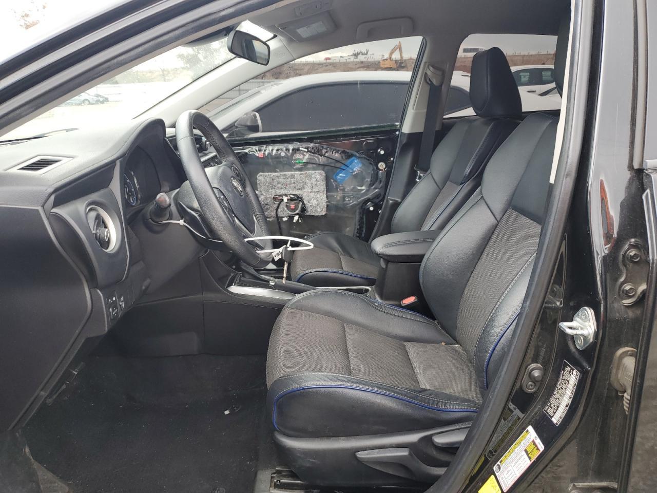 2018 TOYOTA COROLLA L - Image 7