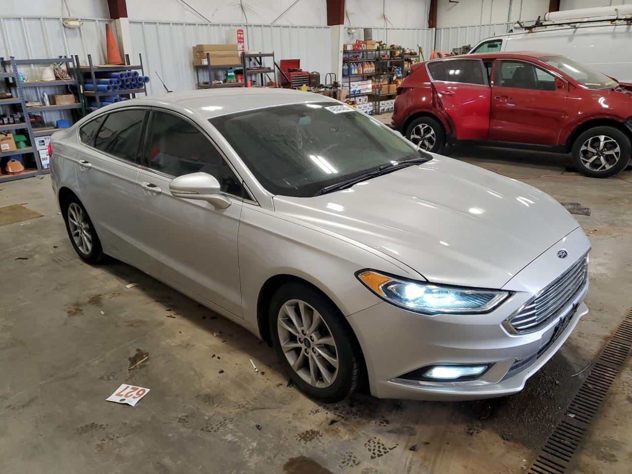 2017 FORD FUSION SE - Фото 4