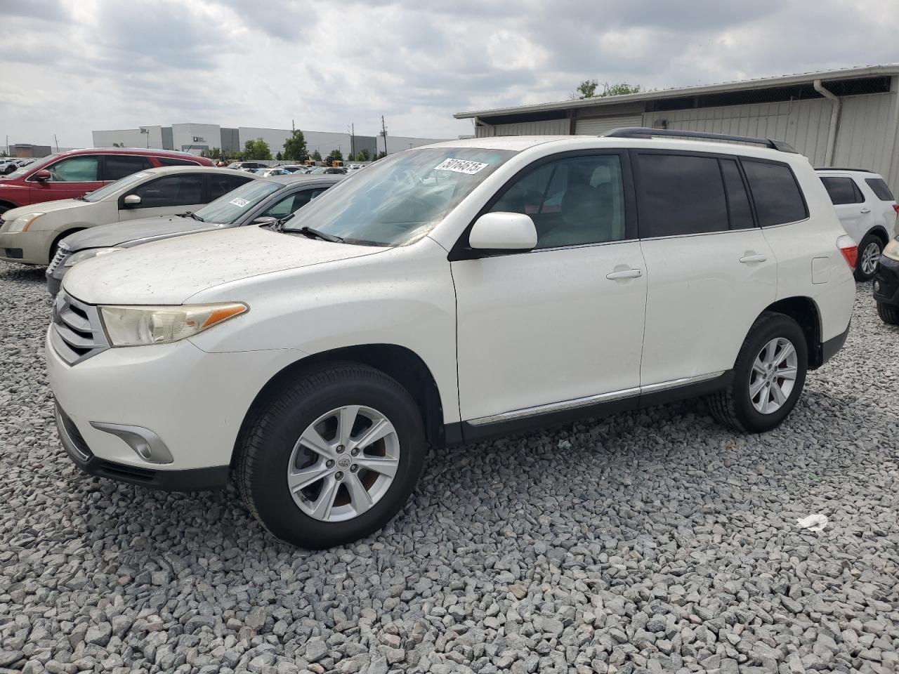 2011 TOYOTA HIGHLANDER