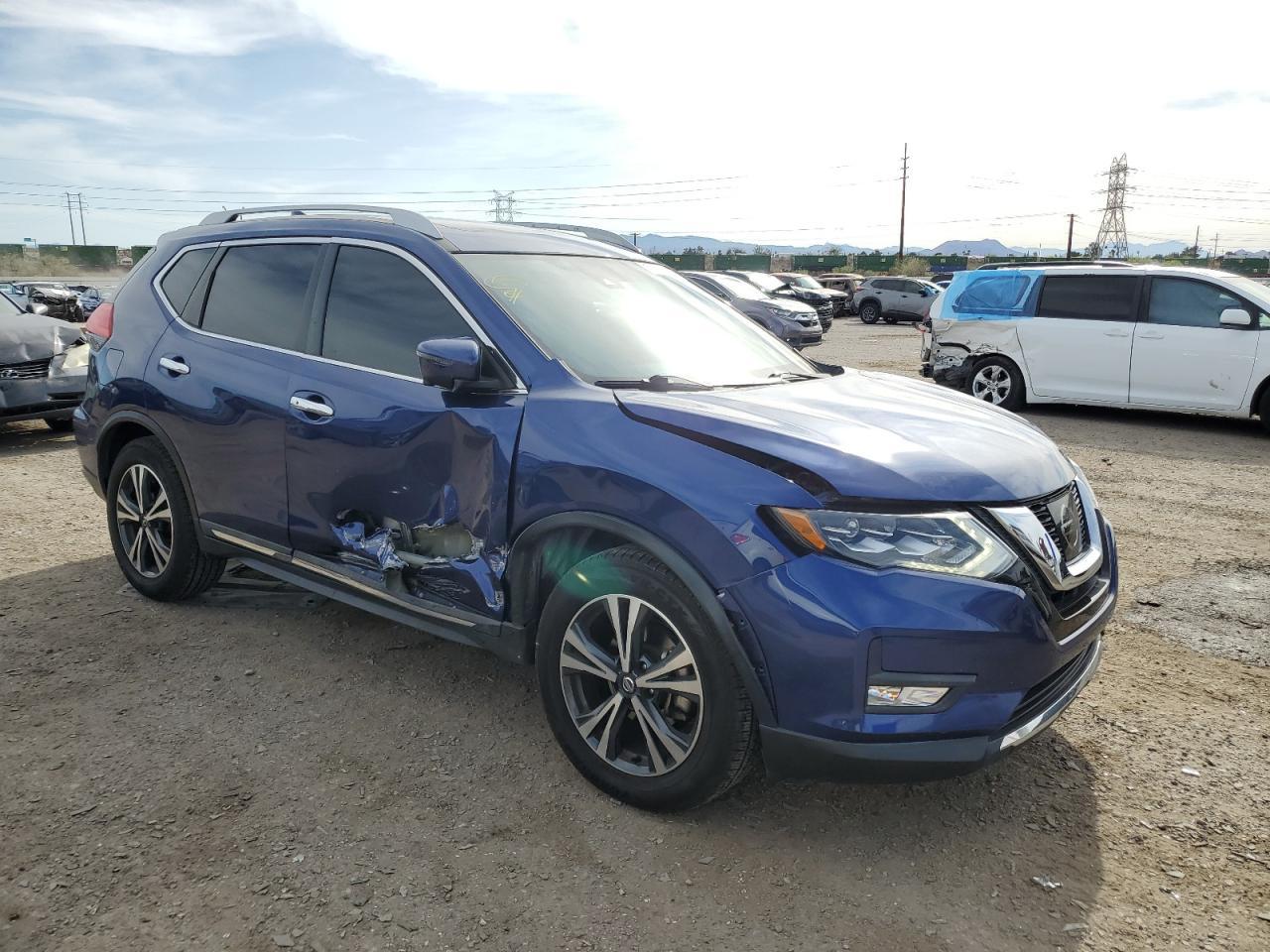 2017 NISSAN ROGUE S - Image 4