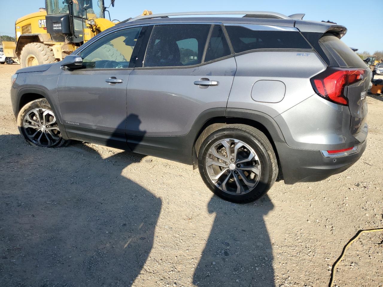 2018 GMC TERRAIN SL - Фото 2