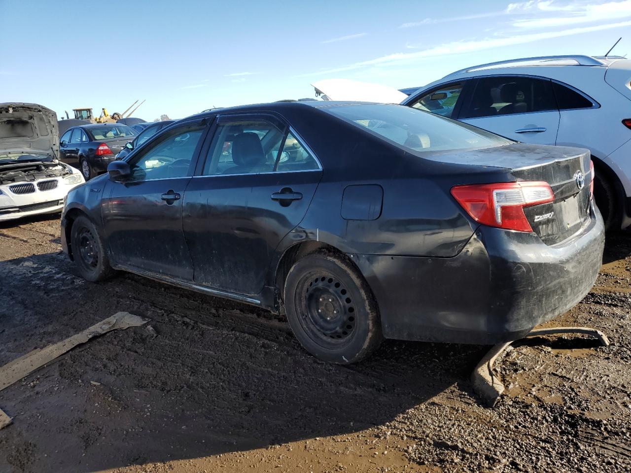 2012 TOYOTA CAMRY HYBR - Image 2