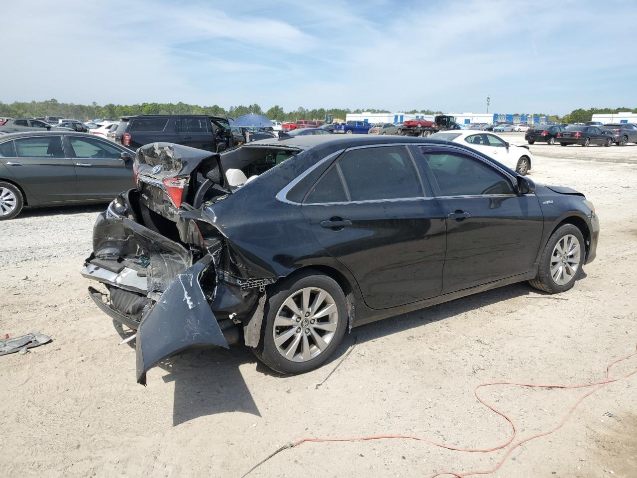 2016 TOYOTA CAMRY HYBR - Image 3