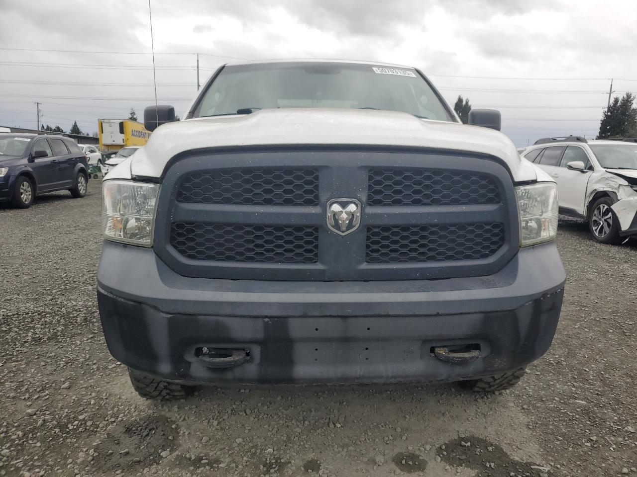 2015 RAM 1500 ST - Фото 5