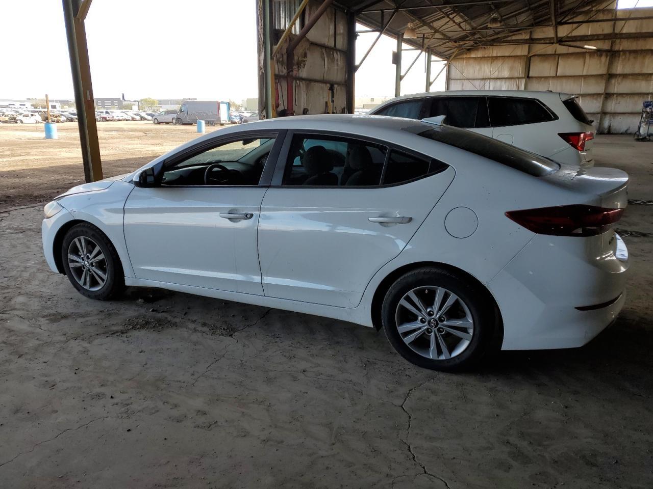 2017 HYUNDAI ELANTRA SE - Фото 2