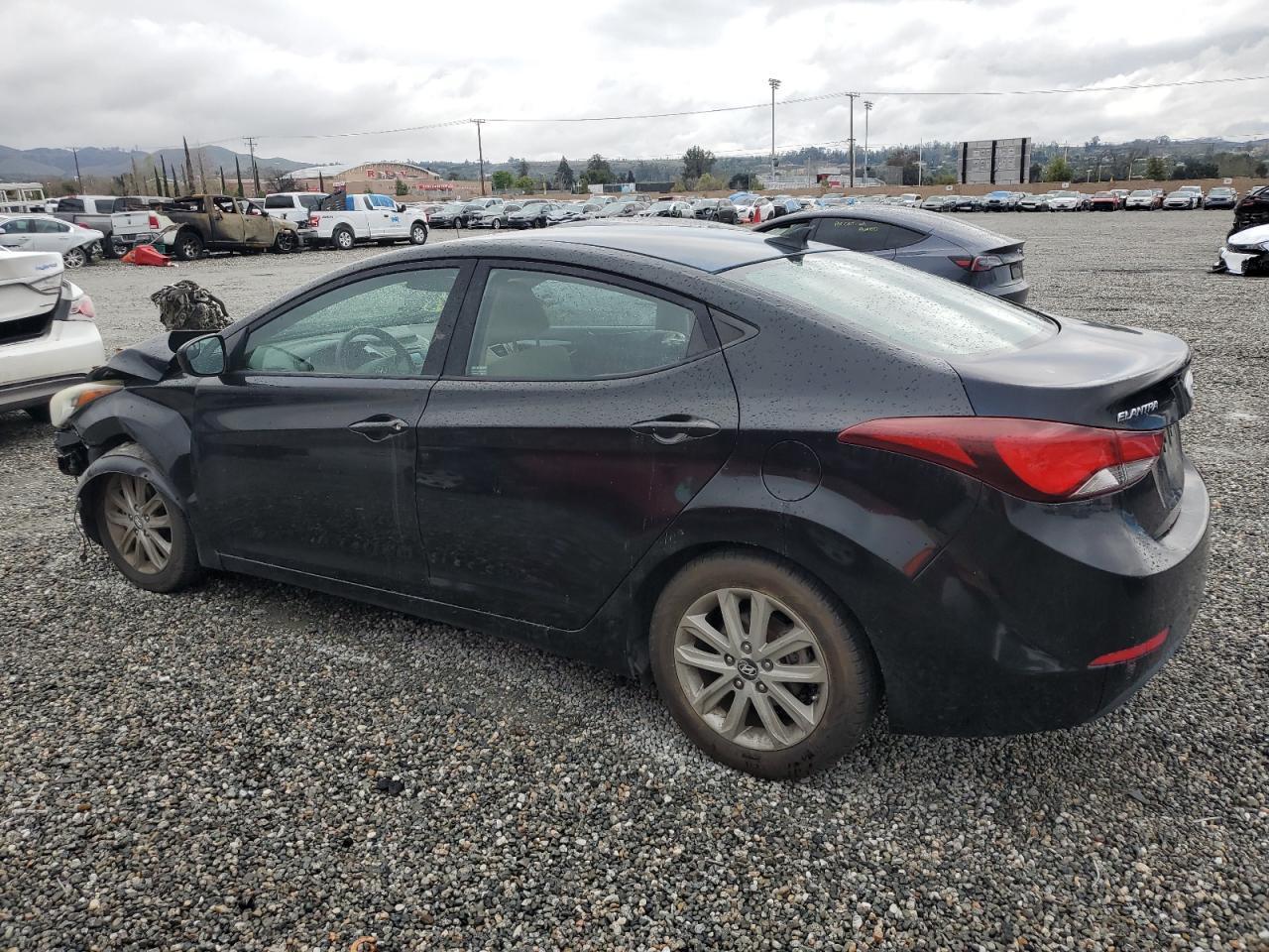 2015 HYUNDAI ELANTRA SE - Image 2