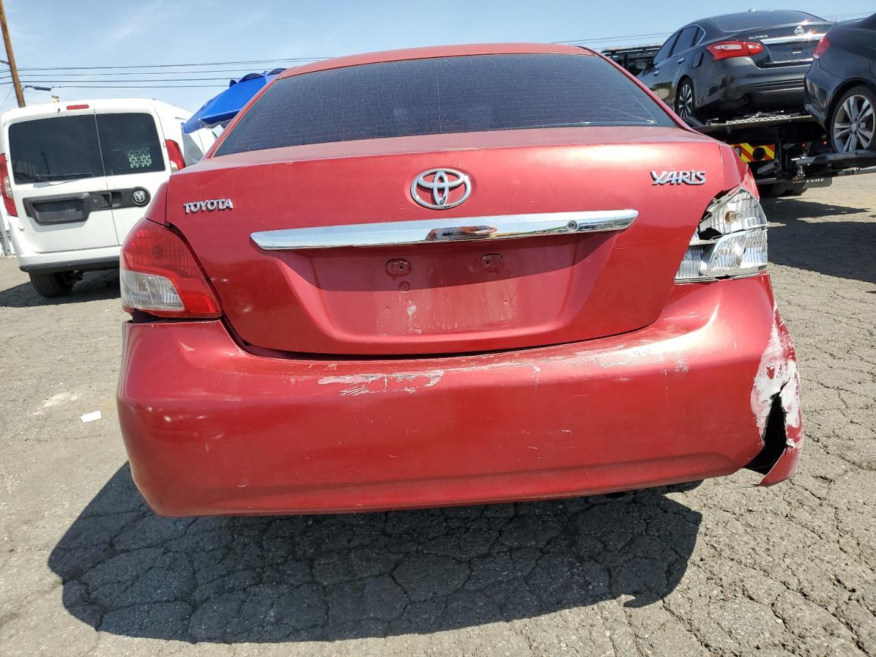 2011 TOYOTA YARIS - Фото 6