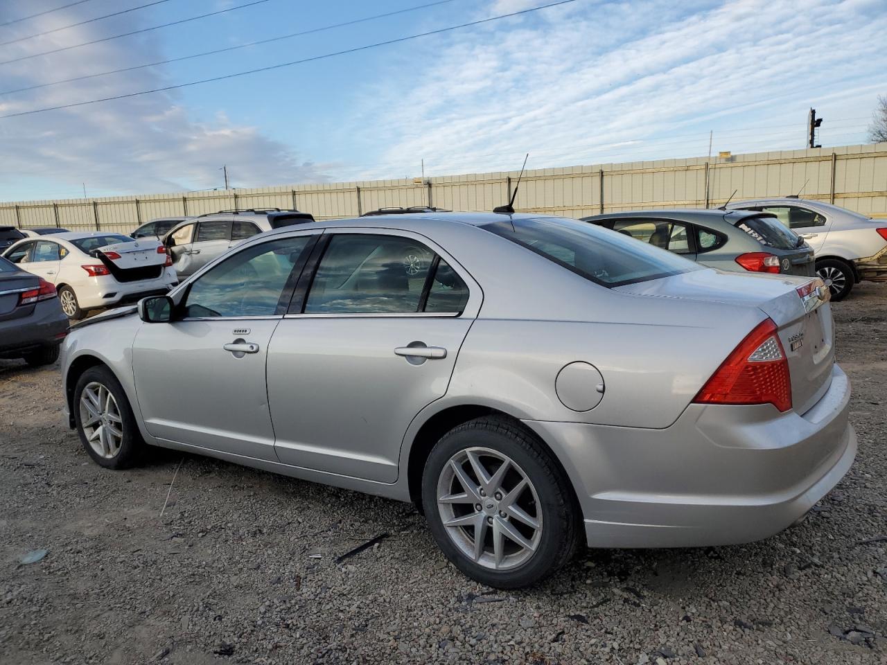 2012 FORD FUSION SEL - Фото 2