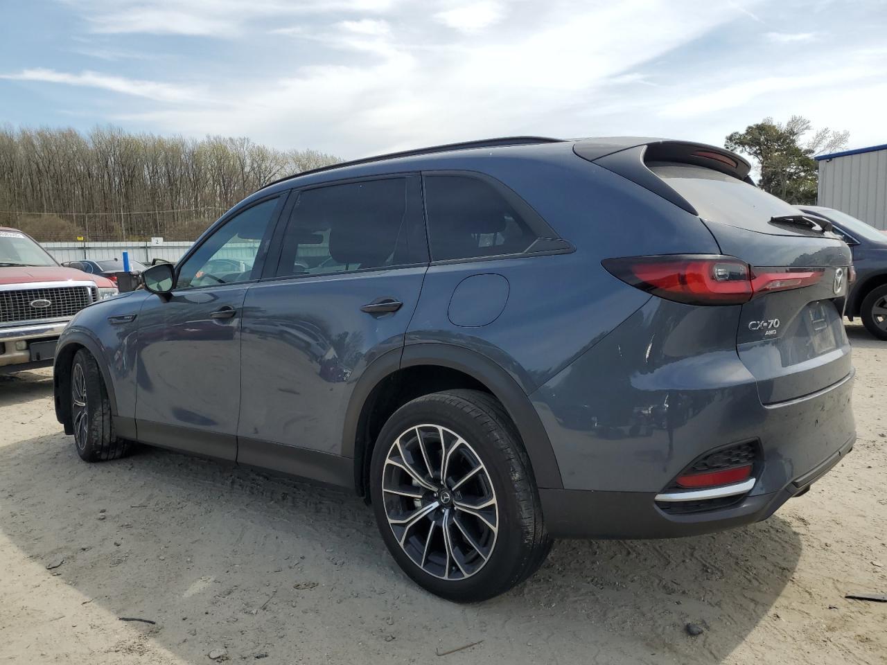 2025 MAZDA CX-70 PREM - Image 2