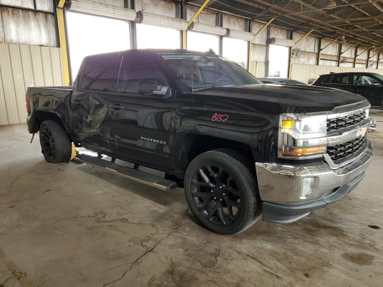 2017 CHEVROLET SILVERADO - Image 4