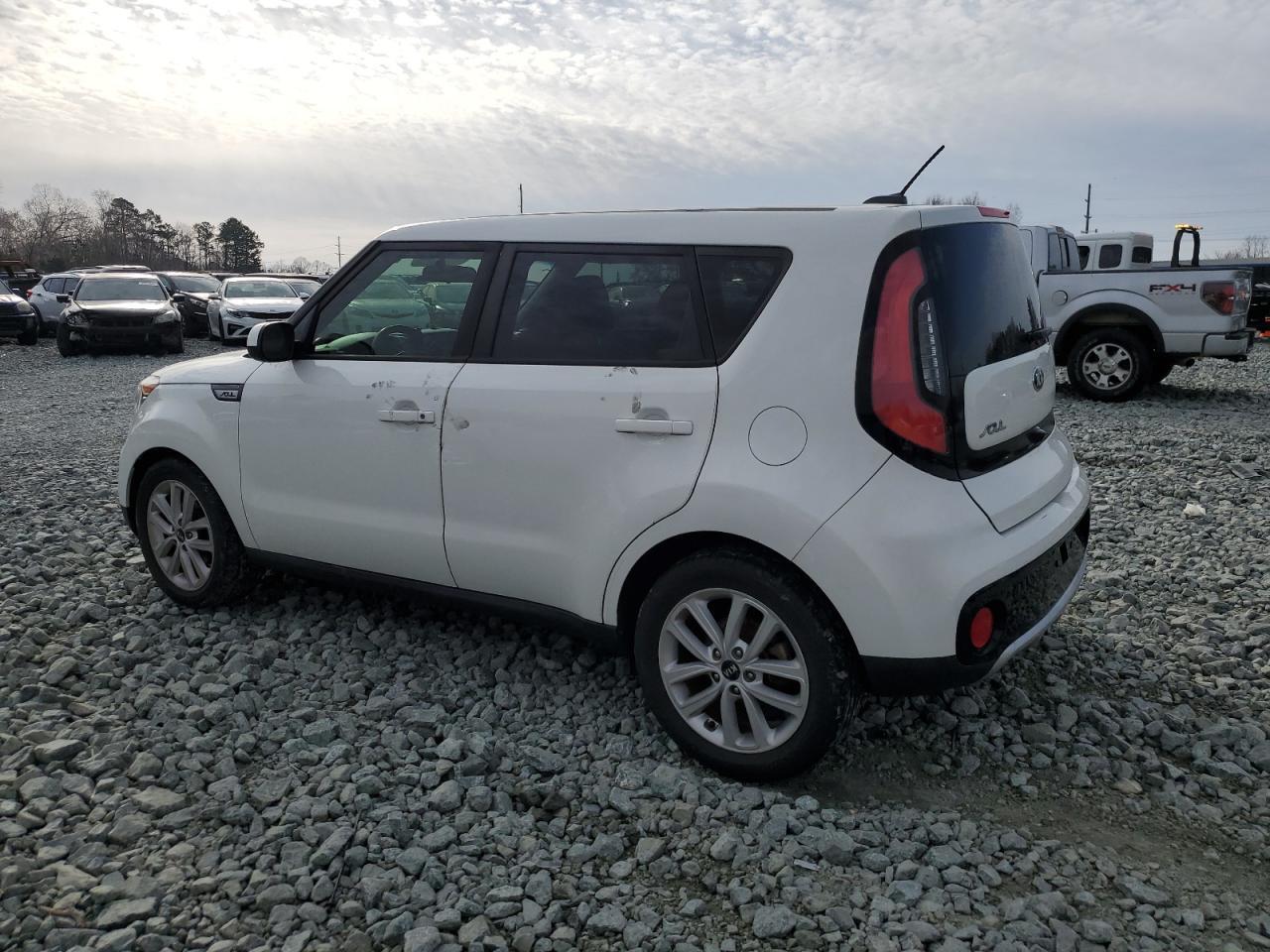2017 KIA SOUL - Фото 2