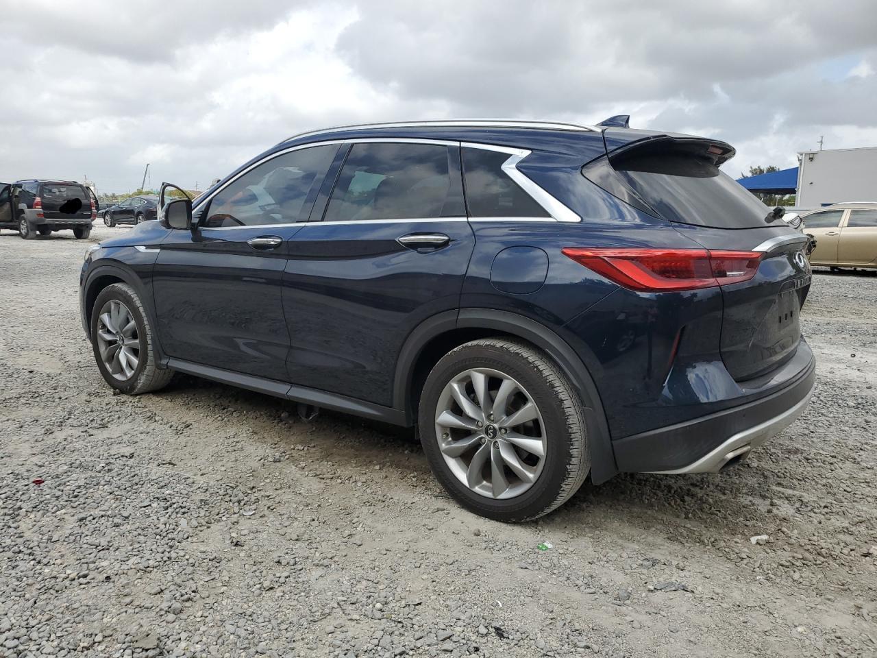 2019 INFINITI QX50 ESSEN - Image 2