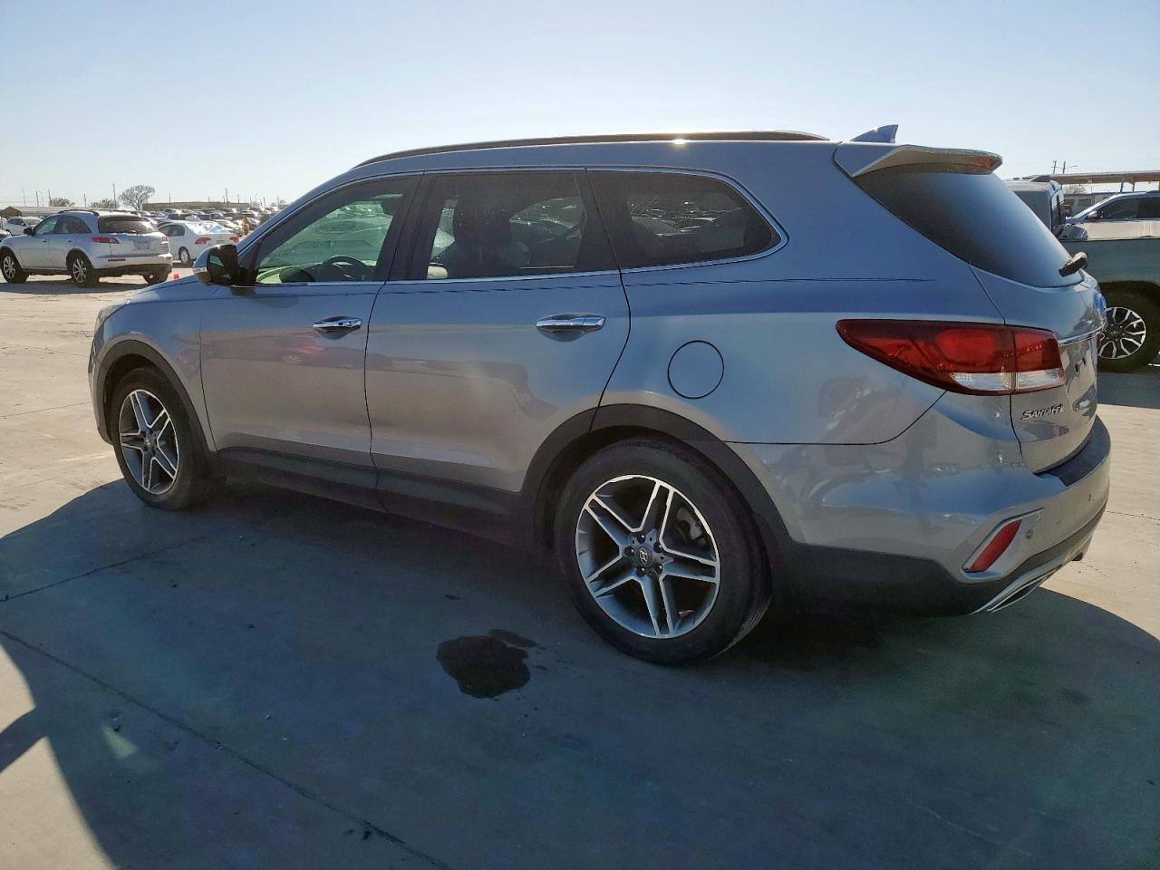 2017 HYUNDAI SANTA FE S - Image 2