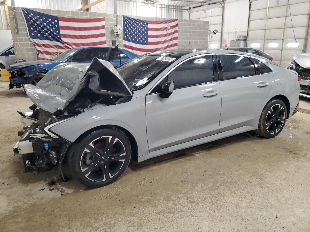 2023 KIA K5 GT LINE