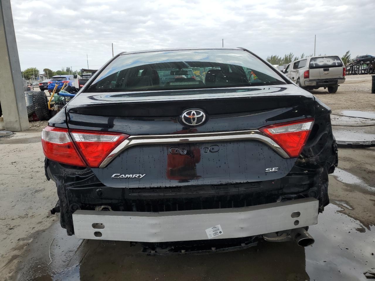 2015 TOYOTA CAMRY LE - Image 6