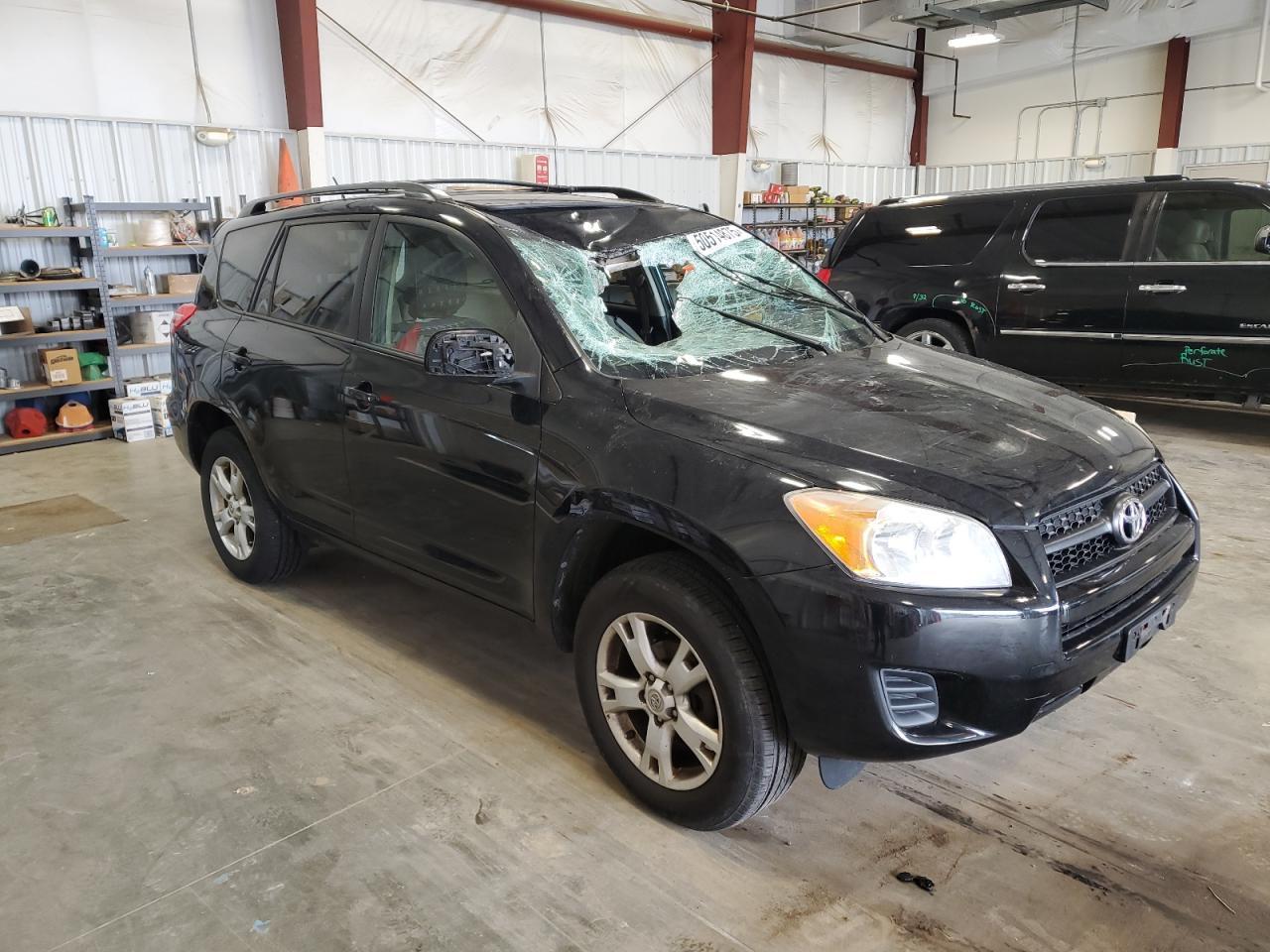 2011 TOYOTA RAV4 - Фото 4