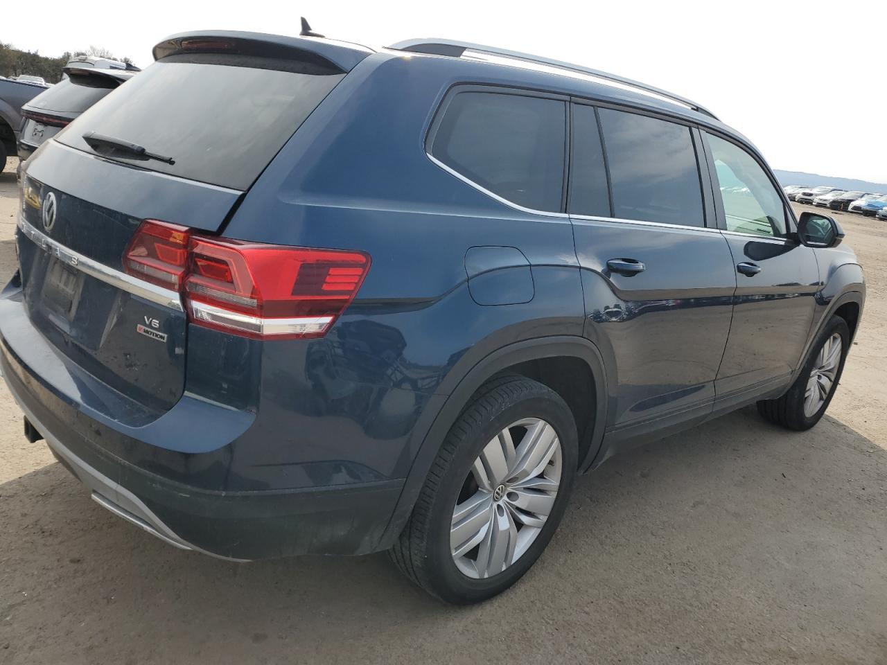 2019 VOLKSWAGEN ATLAS SE - Фото 3
