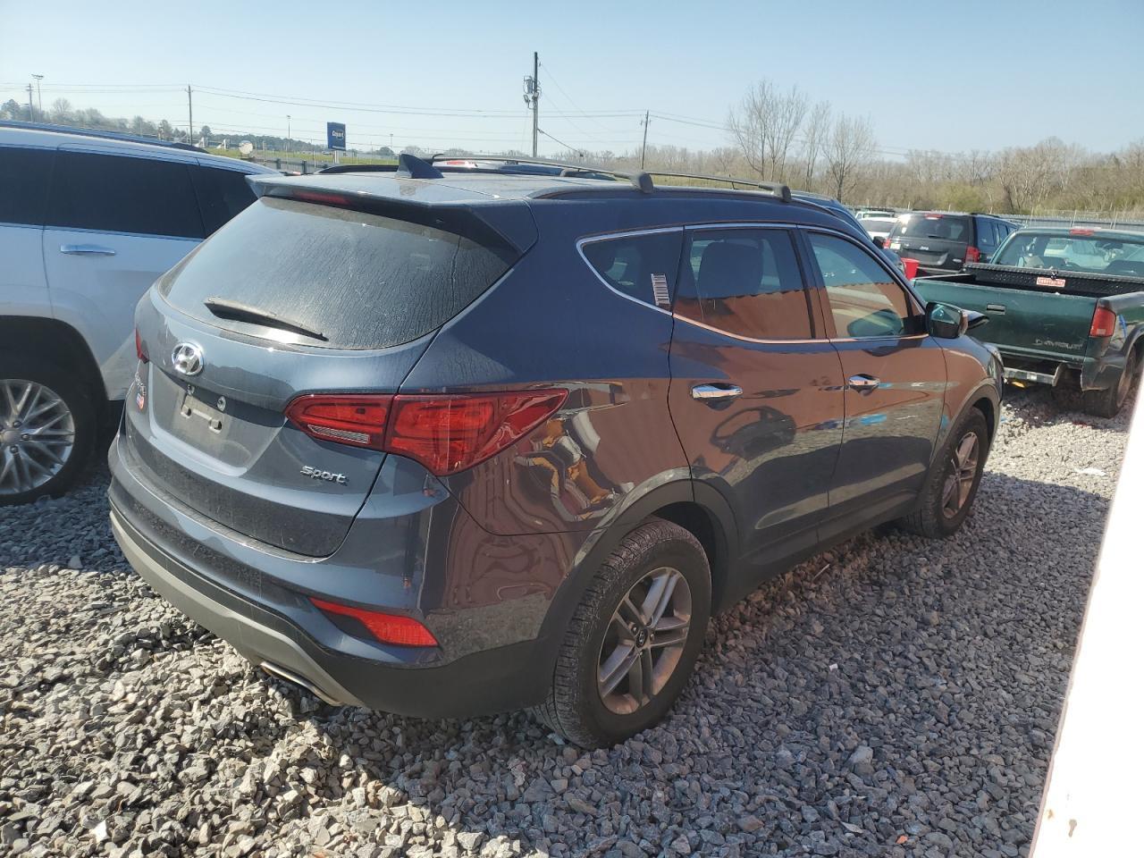 2017 HYUNDAI SANTA FE S - Image 3