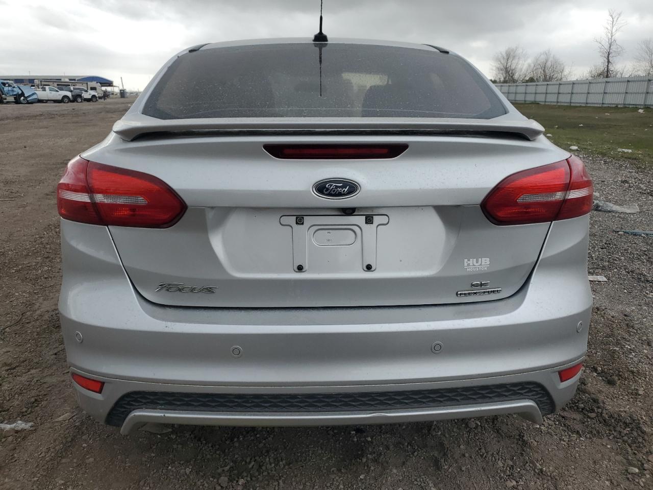 2016 FORD FOCUS SE - Фото 6