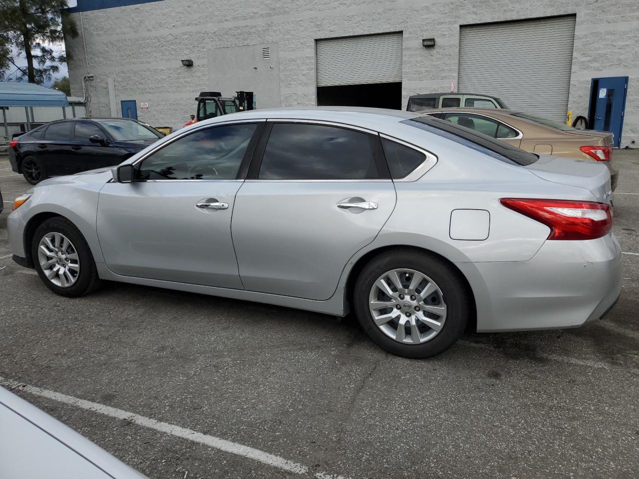 2016 NISSAN ALTIMA 2.5 - Image 2