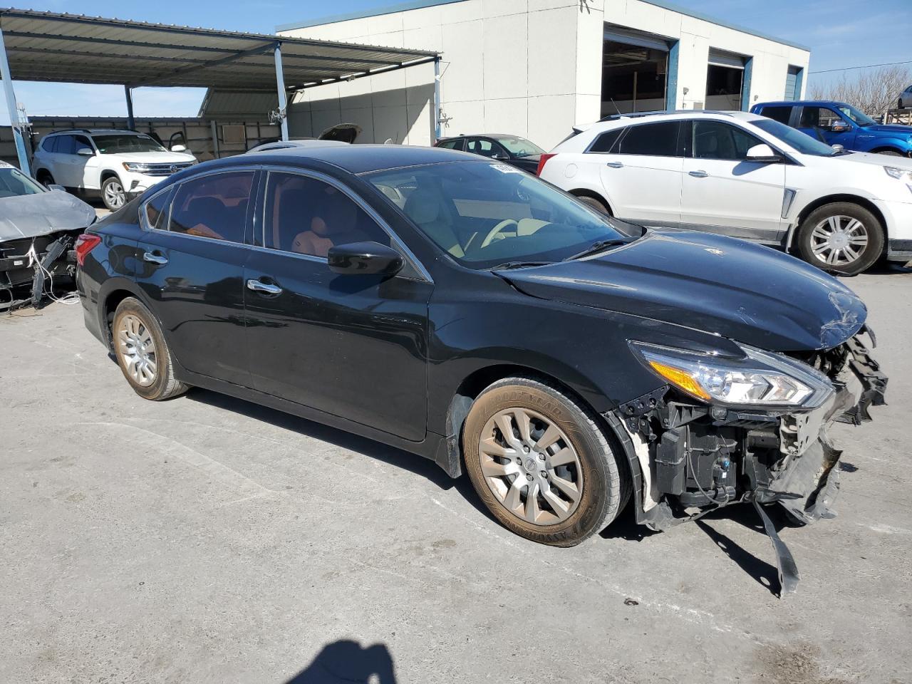 2017 NISSAN ALTIMA 2.5 - Фото 4