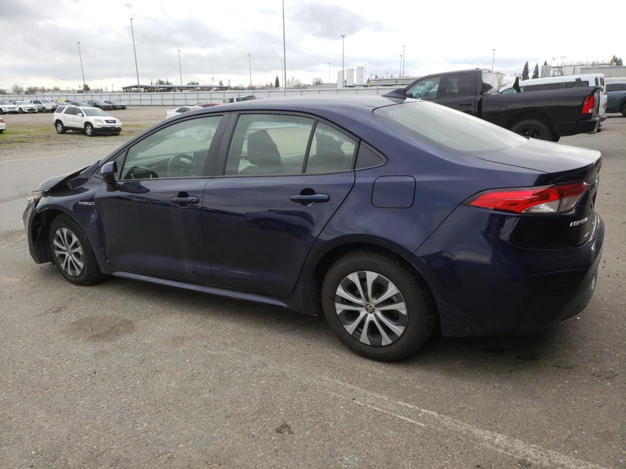 2020 TOYOTA COROLLA LE - Image 2