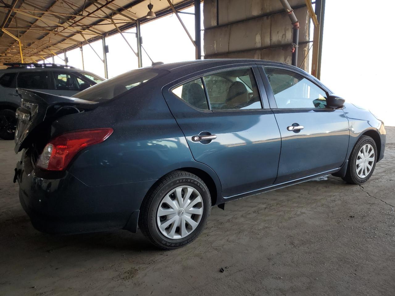 2016 NISSAN VERSA S - Фото 3